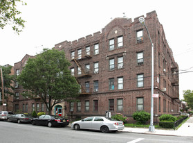 Kingston Court in Brooklyn, NY - Building Photo