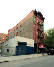 242 E 3rd St in New York, NY - Building Photo - Building Photo