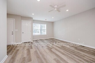 7280 W Reformatory Rd in Fortville, IN - Building Photo - Building Photo