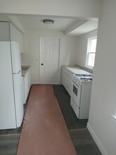 166 W Milton Ave in Hazel Park, MI - Building Photo - Building Photo