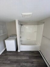 24 Ash St in Spencer, MA - Building Photo - Building Photo