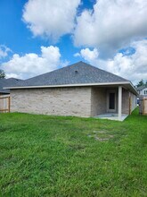 20068 Swinley Forest Dr in Cleveland, TX - Building Photo - Building Photo