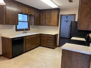 2017 Bradley Ave in Valdosta, GA - Building Photo - Building Photo