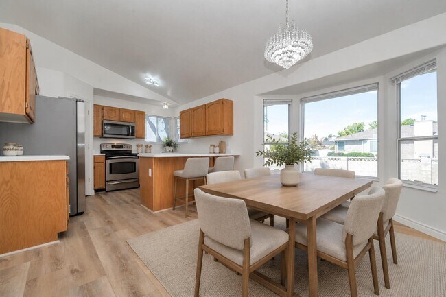 property at 9502 S Newkirk St