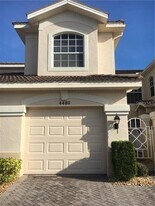 4480 Streamside Ct in Sarasota, FL - Building Photo