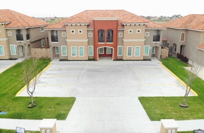 1204 E Pineridge Ave in McAllen, TX - Building Photo - Building Photo