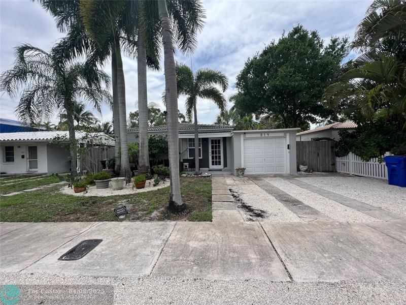 819 SW 9th Terrace in Fort Lauderdale, FL - Building Photo