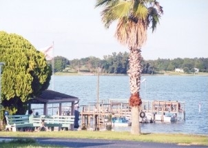 Dinner Lake Haven Mobile Home Park in Sebring, FL - Building Photo