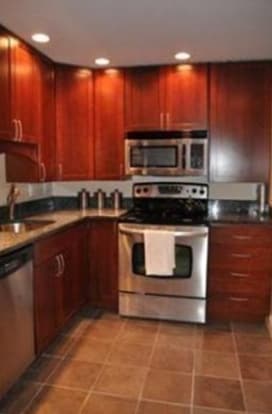 28 Symphony Rd, Unit 79g-108 in Boston, MA - Foto de edificio - Building Photo