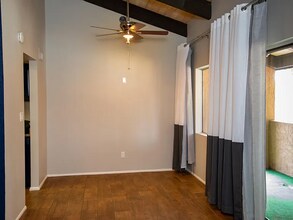 2040 S Rural Rd, Unit D in Tempe, AZ - Building Photo - Building Photo