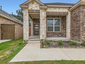 12623 Yellowstone Point in San Antonio, TX - Building Photo - Building Photo