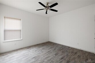 444 Frio Ln, Unit 1 in Alamo, TX - Building Photo - Building Photo