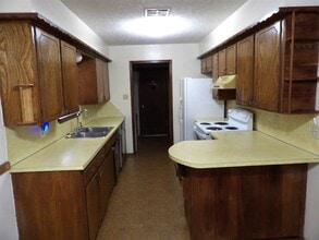 6332 NW Taylor Ave in Lawton, OK - Building Photo - Building Photo