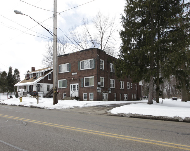 390 Massillon Rd in Akron, OH - Building Photo - Building Photo