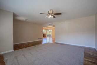 1610 E Windjammer Way in Tempe, AZ - Building Photo - Building Photo