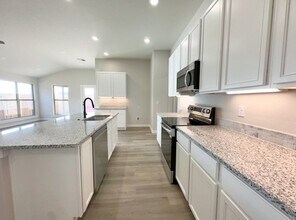 309 Panhandle Dr in Odessa, TX - Building Photo - Building Photo