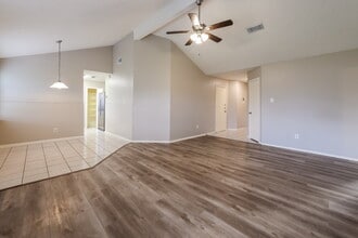 20115 Woodhall Ln in Humble, TX - Building Photo - Building Photo