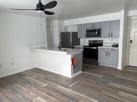 150 N Main St, Unit A-308 in Mansfield, PA - Building Photo