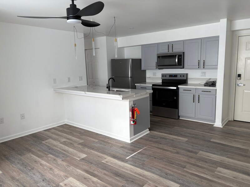 150 N Main St, Unit A-308 in Mansfield, PA - Building Photo