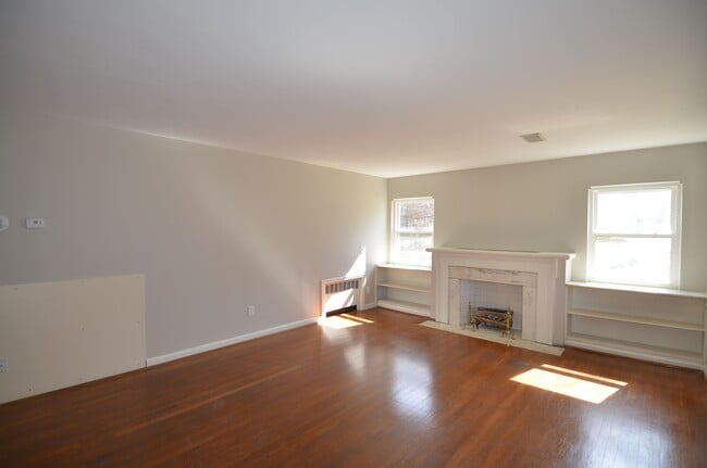 2620 Losantiville Ave in Cincinnati, OH - Building Photo - Building Photo