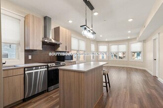 701 E 2nd St, Unit 2 in Boston, MA - Building Photo - Building Photo