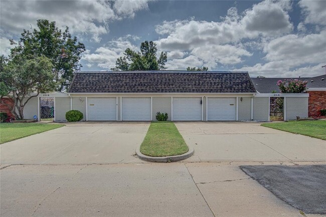 2518 NW 62nd St