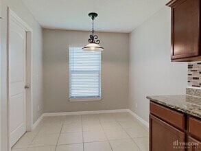 2463 Winnipeg Dr in Lakeland, FL - Building Photo - Building Photo