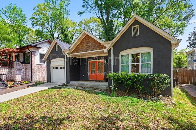 property at 1326 Blvd Lorraine SW