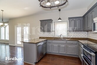 15688 S Downing Ct in Olathe, KS - Building Photo - Building Photo