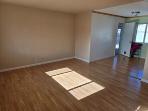 3809 Azalea St in Pueblo, CO - Foto de edificio - Building Photo