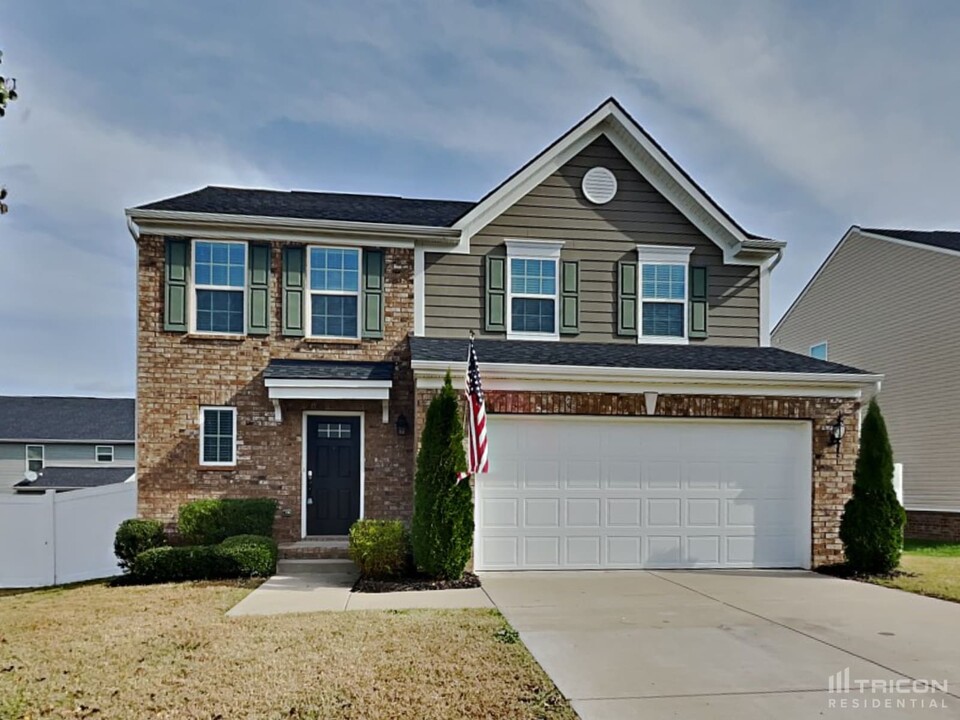 2737 Apple Cross Ct in Murfreesboro, TN - Building Photo