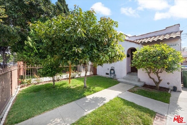 property at 2840 S Mansfield Ave