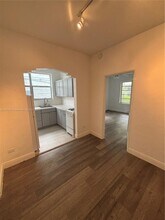 721 15th St in Miami Beach, FL - Building Photo - Building Photo