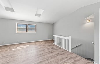 548 N Hainesville Rd, Unit AUCPAC in Round Lake Beach, IL - Building Photo - Building Photo