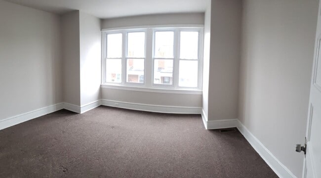5739 Rodman St in Philadelphia, PA - Building Photo - Building Photo