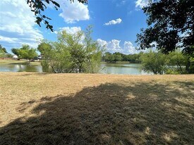 279 County Rd 3849 in Wills Point, TX - Building Photo