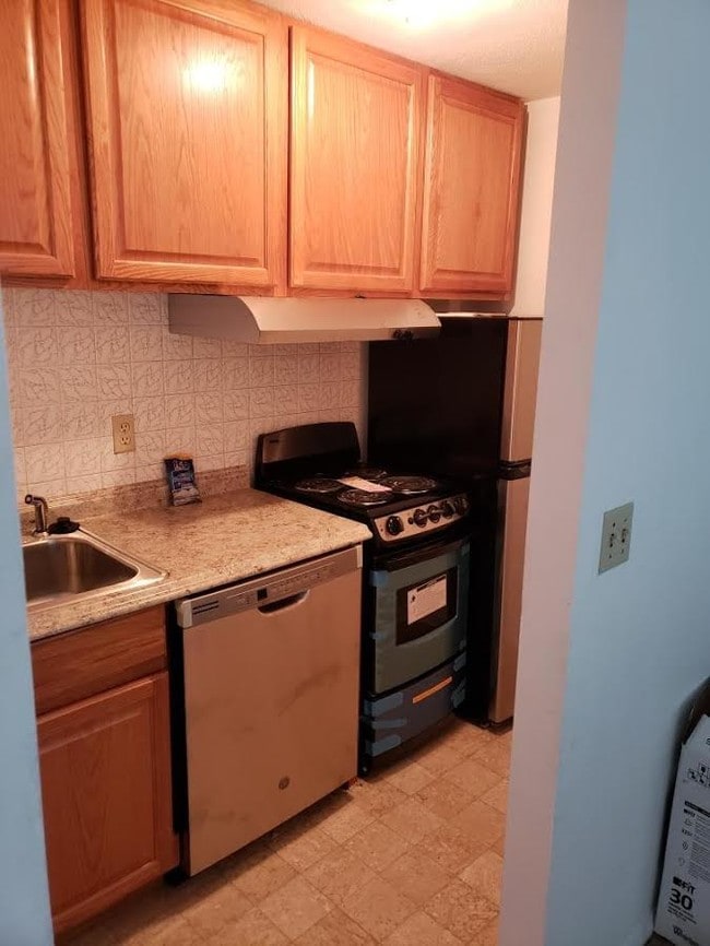 The Valerie in Wollaston, MA - Foto de edificio - Building Photo