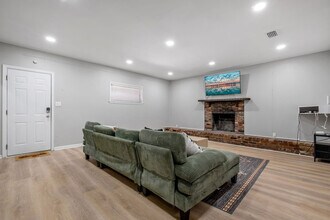 218 Cactus St, Unit SI ID1319918P in Tallahassee, FL - Building Photo - Building Photo