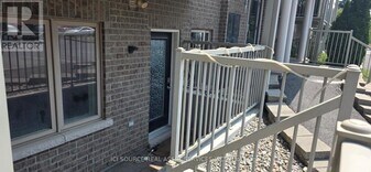 3789B Canyon Walk Dr in Ottawa, ON - Building Photo