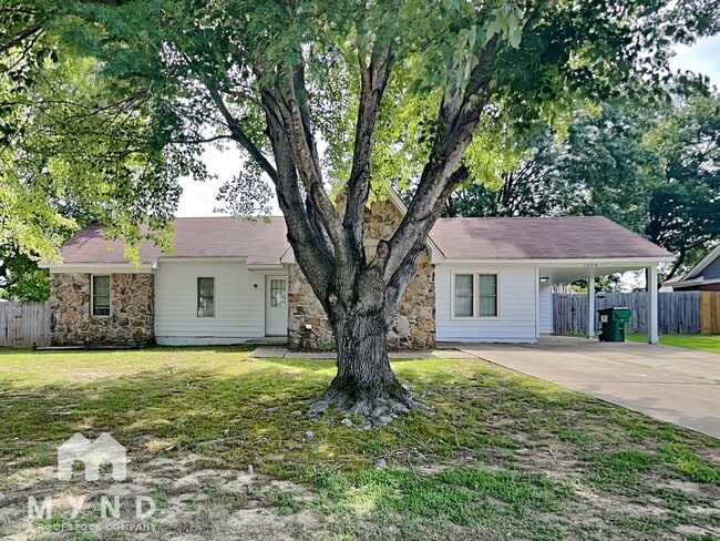 property at 5704 Ingleside Dr