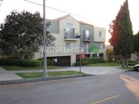 3031 Grand View Blvd in Los Angeles, CA - Building Photo