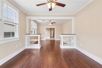 4813 Laurel St in New Orleans, LA - Foto de edificio - Building Photo