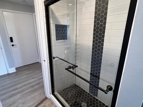 125 White Horse Ave, Unit B in Trenton, NJ - Building Photo - Building Photo