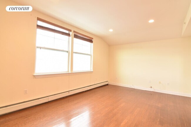 87 Horizon Ct in Bronx, NY - Building Photo - Building Photo