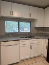 11411 Midfield Way in Tampa, FL - Building Photo - Building Photo