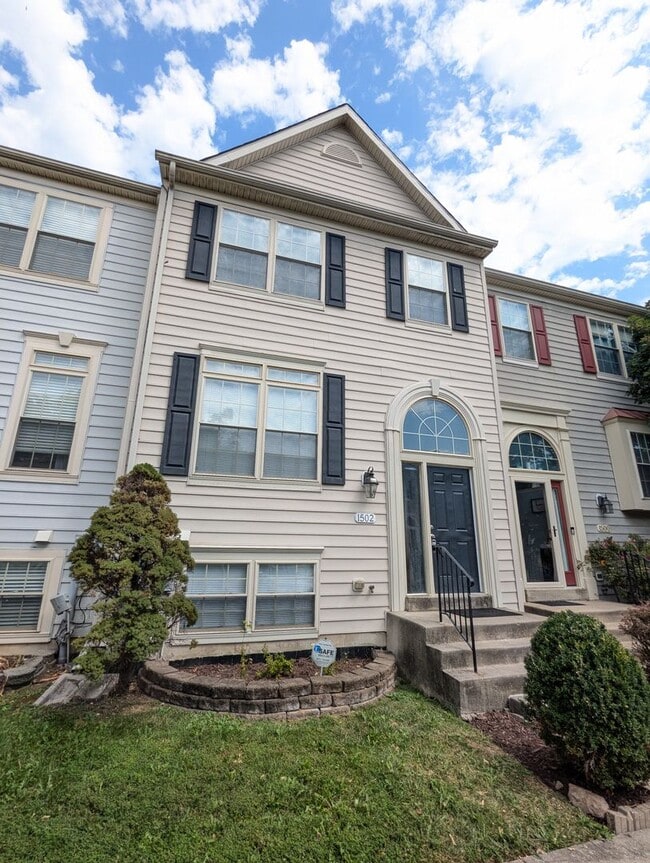property at 1502 S Rambling Way