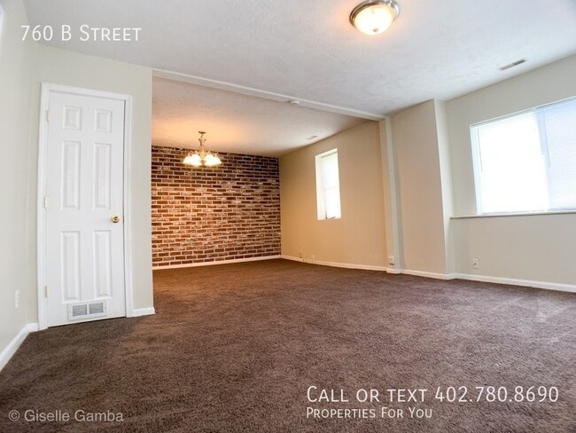 760 B St in Utica, NE - Building Photo - Building Photo