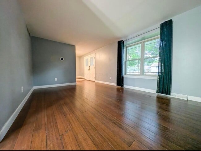 5682 Dorsey Dr in Columbus, OH - Building Photo - Building Photo