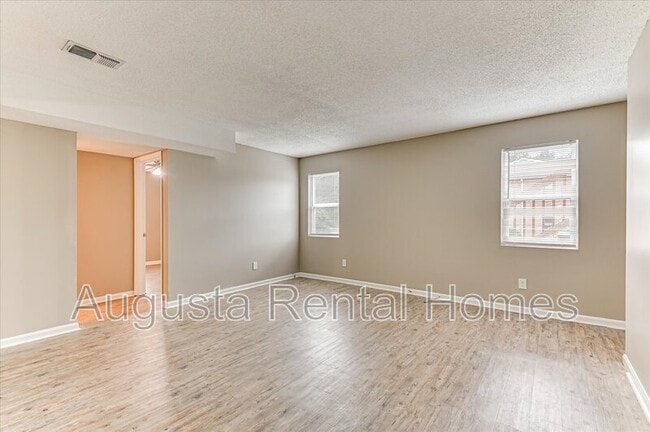 3033 Old Powderhouse Rd in Aiken, SC - Building Photo - Building Photo