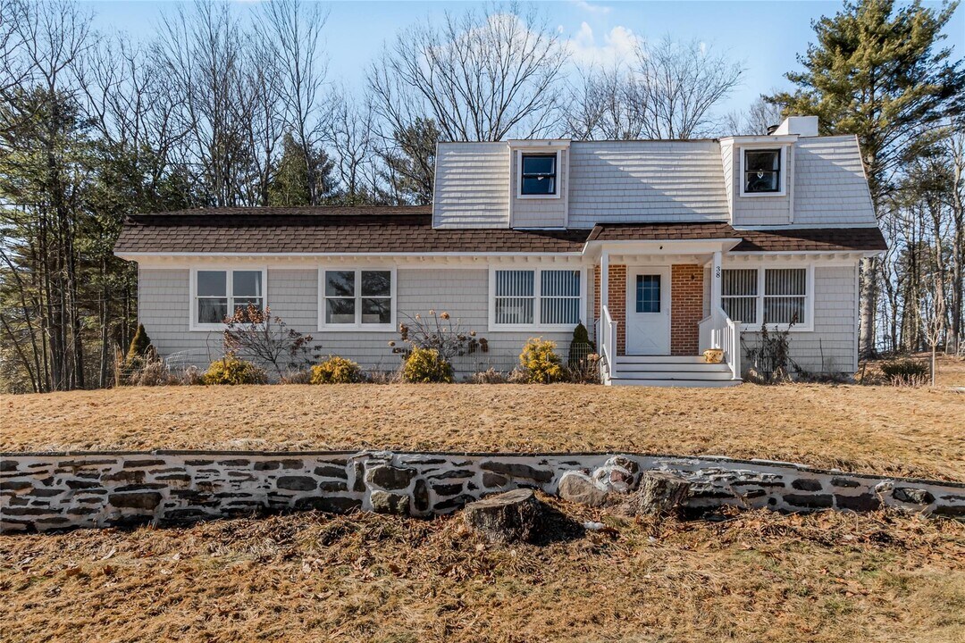 38 Marjorie Dr in Monticello, NY - Building Photo